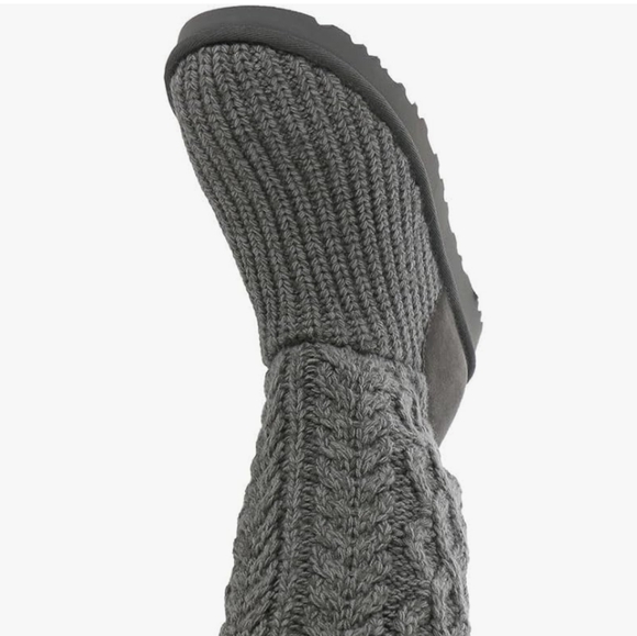 UGG Cardy Cabled Knit Boot - Picture 7 of 15